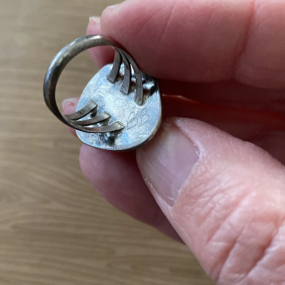 Gorgeous vintage turquoise ring. Size 6. - Picture 10 of 10